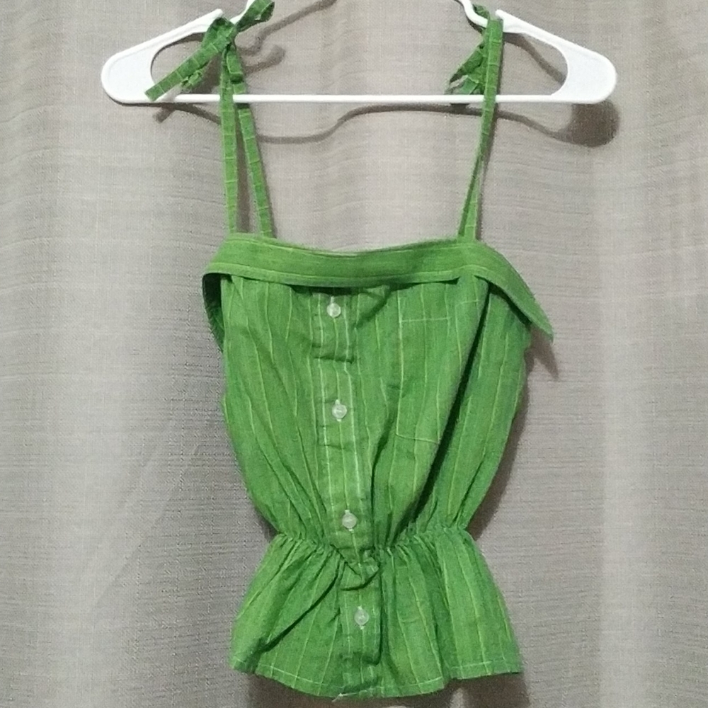 Girls thin strap shirt